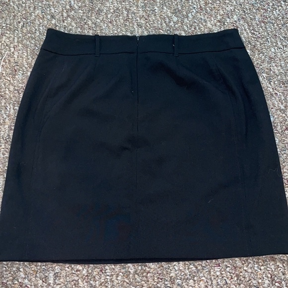 Women’s Daisy Fuentes Skirt - Picture 3 of 3